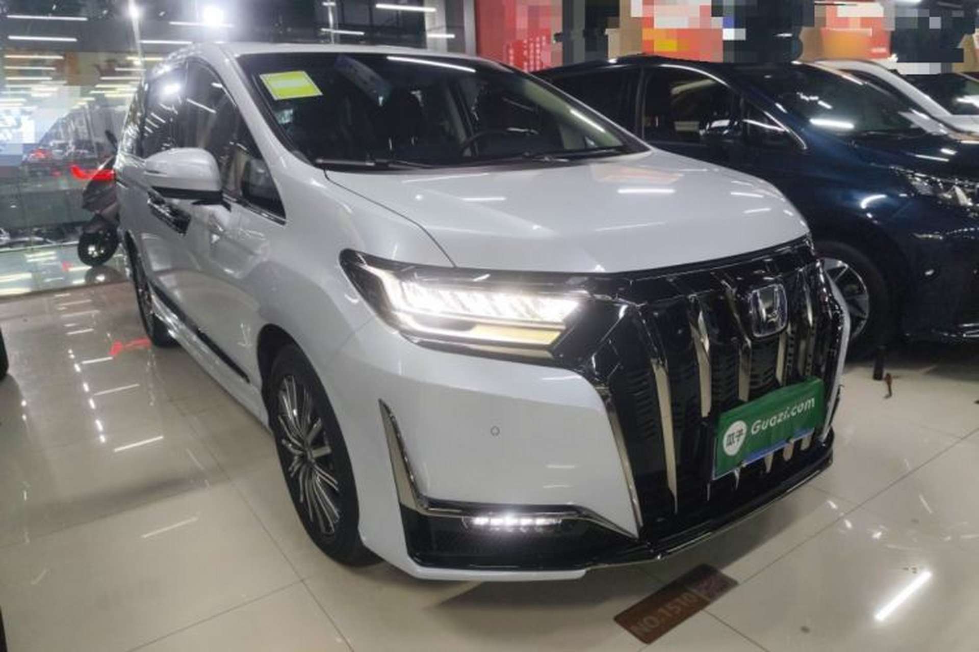 Used Honda Elysion 2026 Model 2.0L e:HEV Classic Edition Front Right 45 Deg