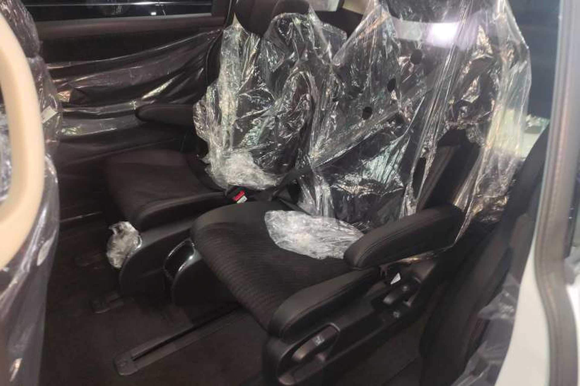Used Honda Elysion 2026 Model 2.0L e:HEV Classic Edition Left Rear Seat