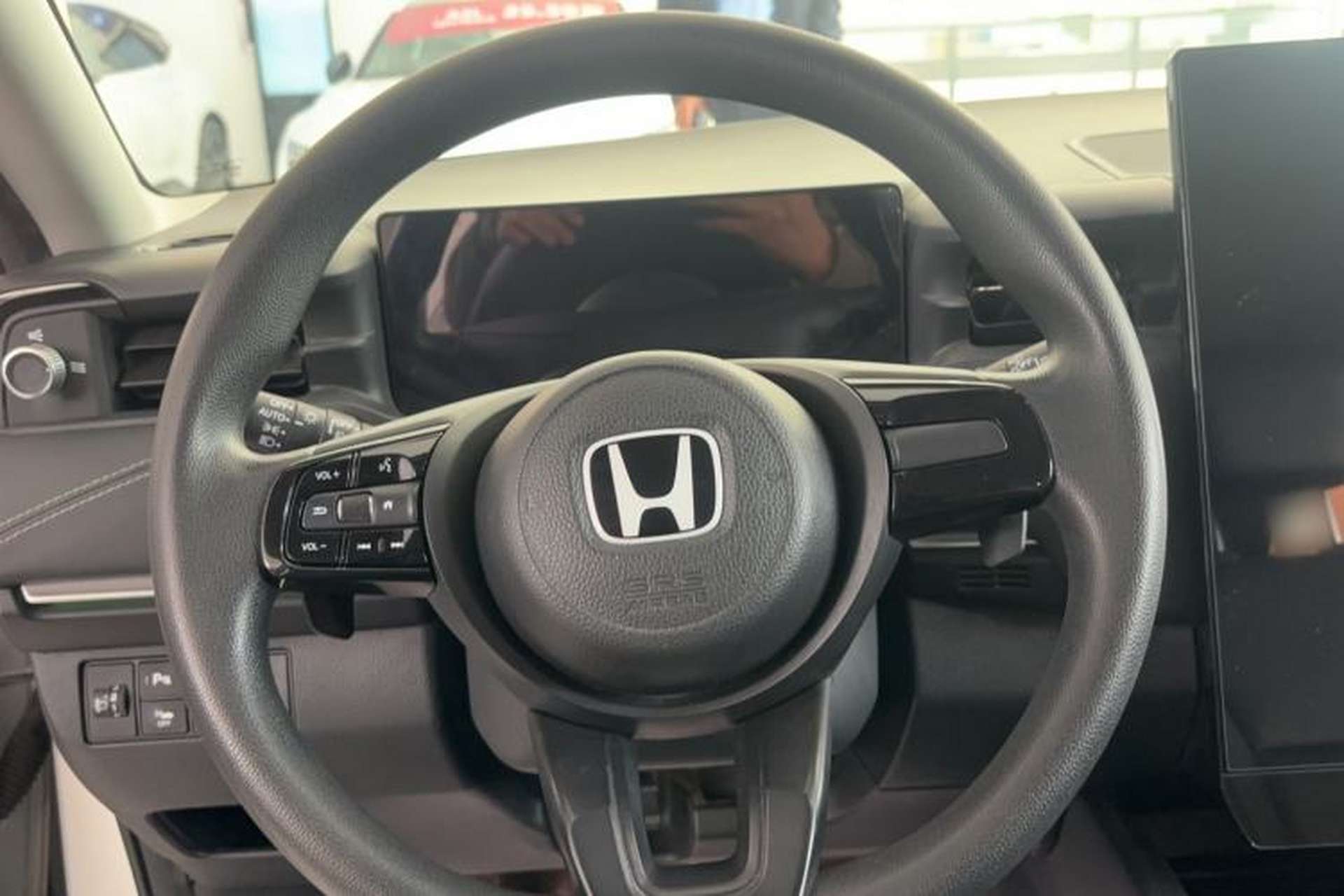 Used Honda e:NP1 2023 420 km Vision Edition Steering Wheel