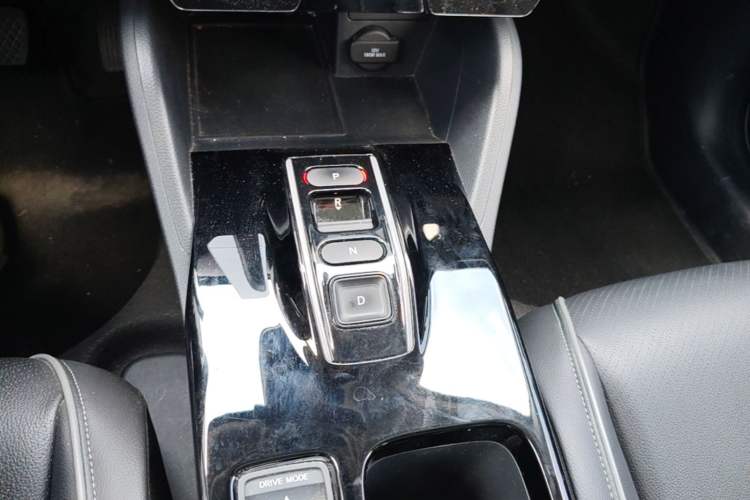 Used Honda e:NP1 2023 510 km Range Lanji Version Gear Lever