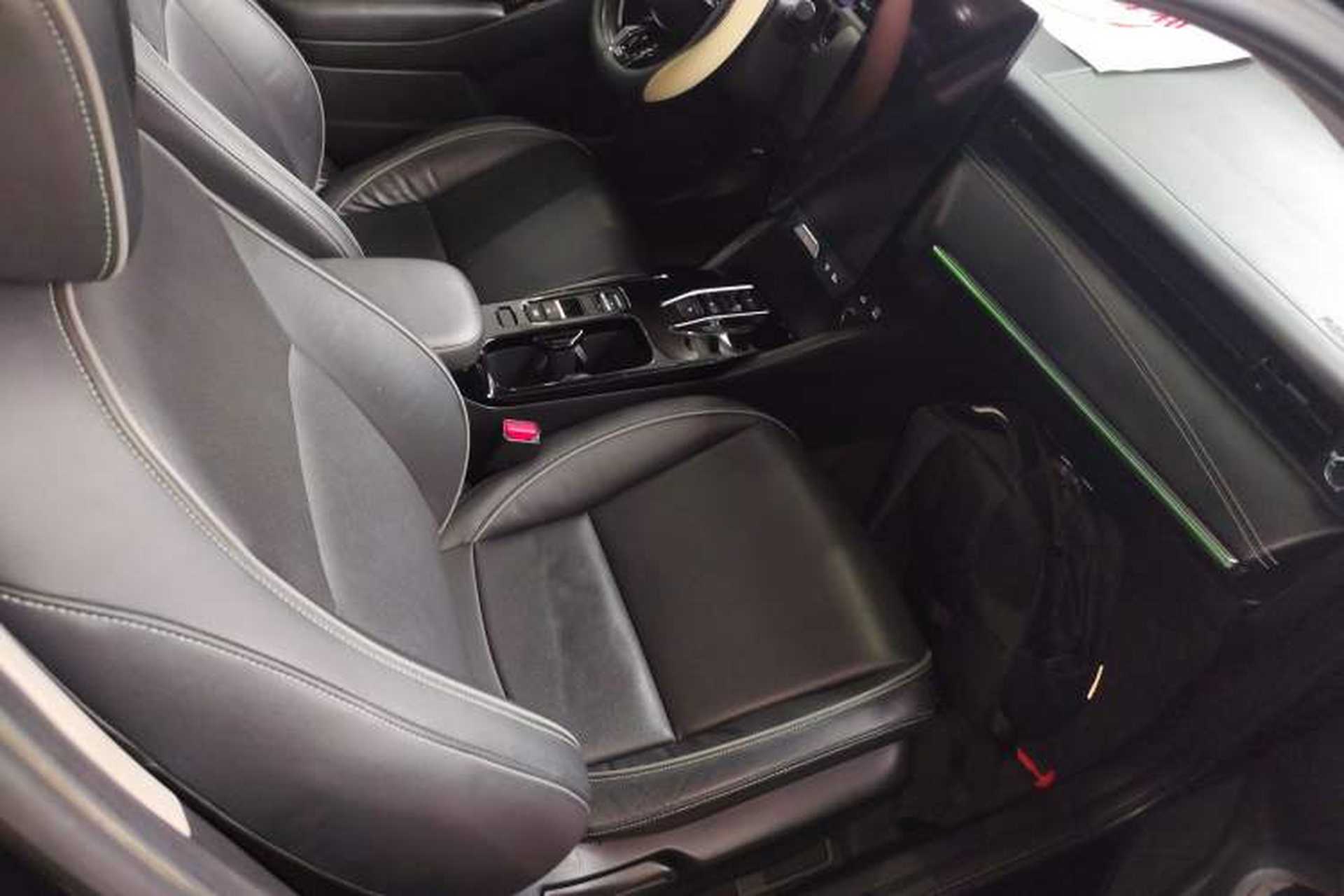 Used Honda e:NP1 2023 510 km Range Lanji Version Right Front Seat