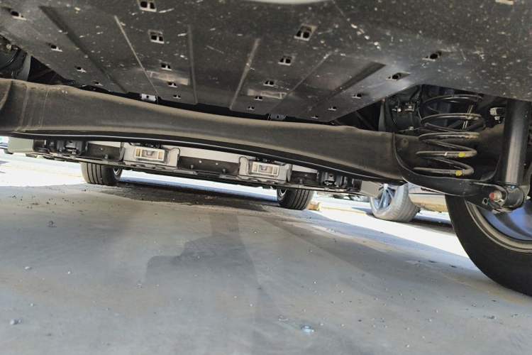 Used Honda e:NP1 2023 420 km Vision Edition Chassis Rear