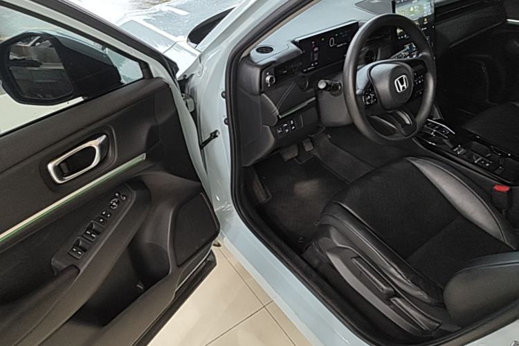 Used Honda e:NP1 2023 420 km Vision Edition Driver Seat