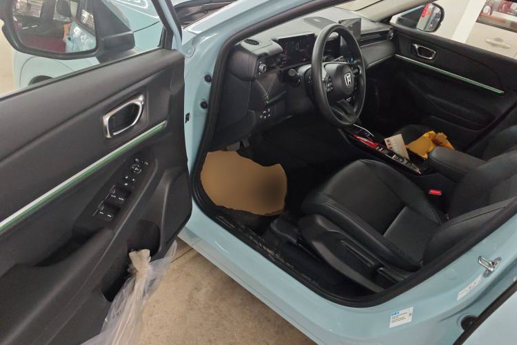 Used Honda e:NP1 2023 420 km Vision Edition Driver Seat