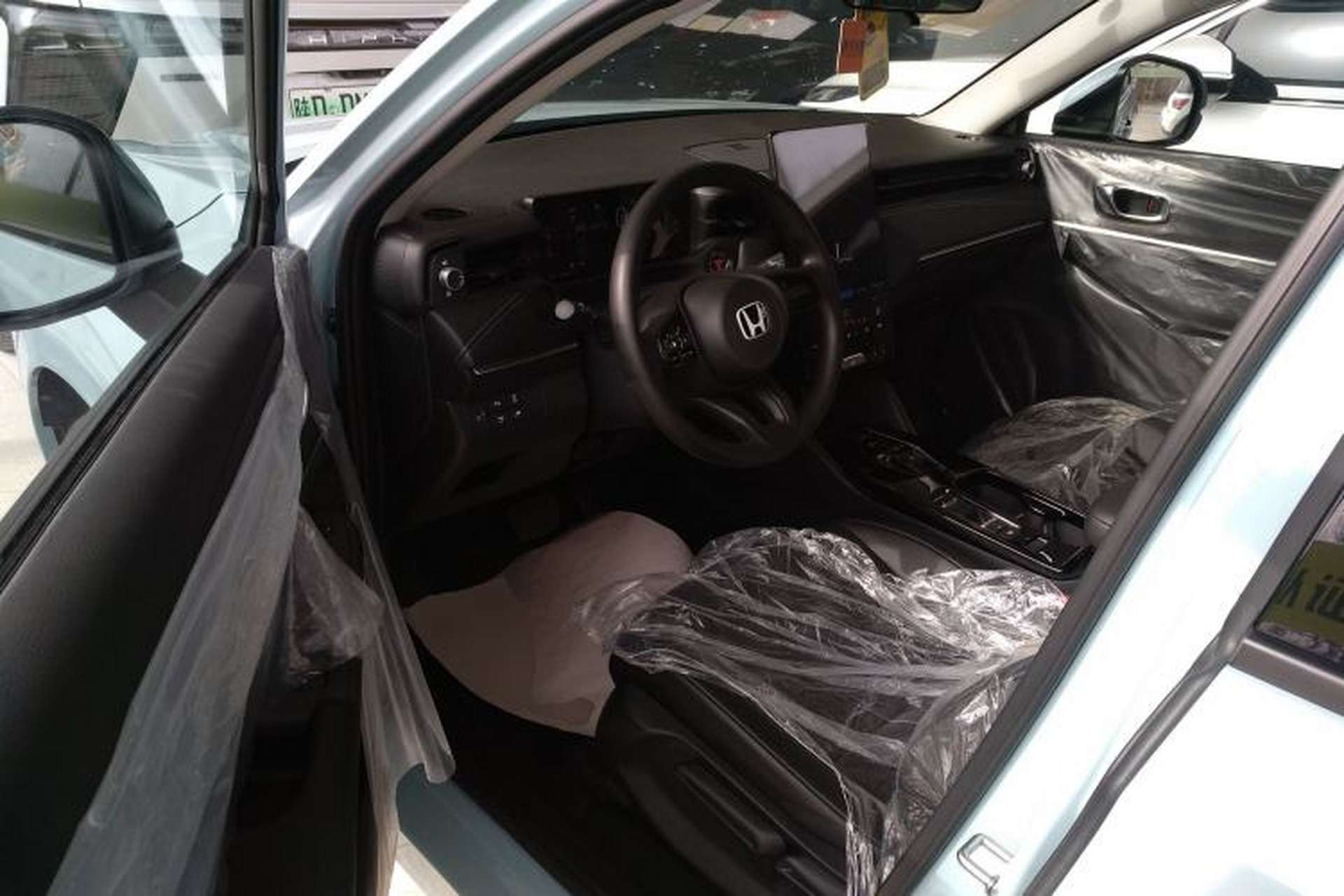 Used Honda e:NP1 2023 420 km Vision Edition Driver Seat