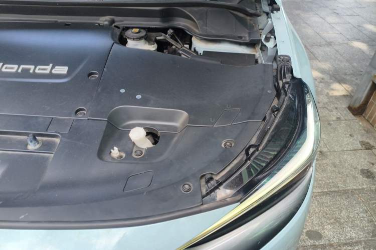 Used Honda e:NP1 2023 420 km Vision Edition Engine Bay Left