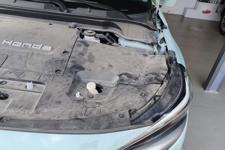 Used Honda e:NP1 2023 420 km Vision Edition Engine Bay Left