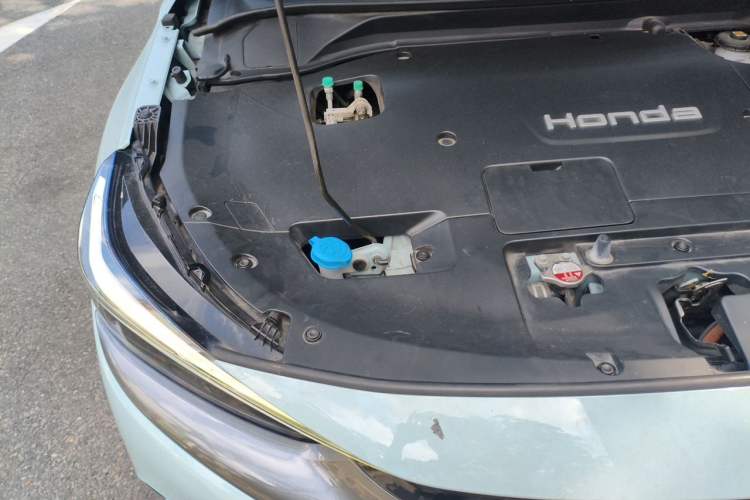 Used Honda e:NP1 2023 420 km Vision Edition Engine Bay Right
