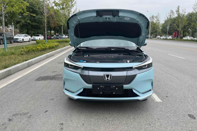 Used Honda e:NP1 2023 420 km Vision Edition Exterior 2