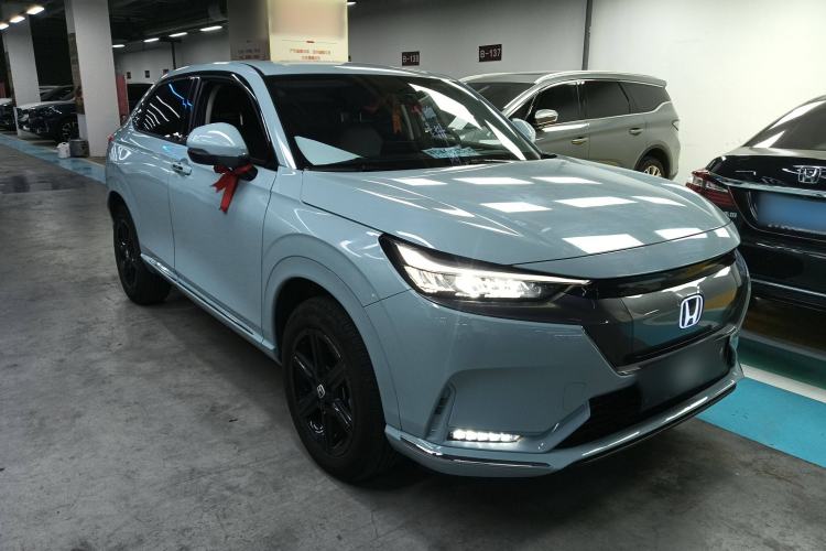 Used Honda e:NP1 2023 420 km Vision Edition Front Right 45 Deg
