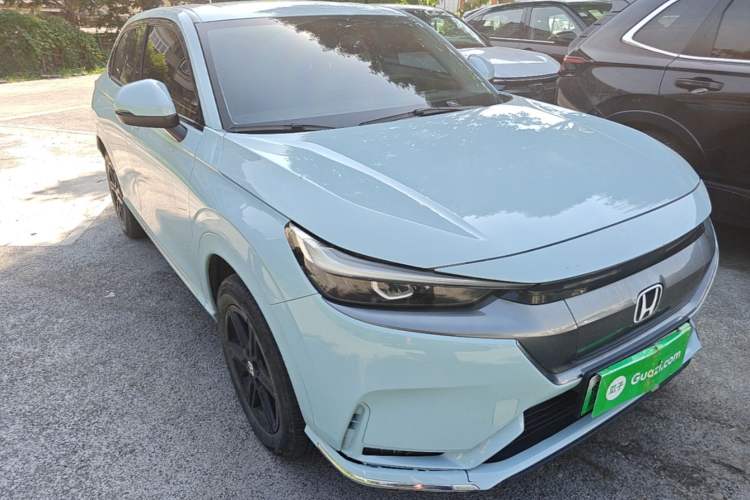 Used Honda e:NP1 2023 420 km Vision Edition Front Right 45 Deg
