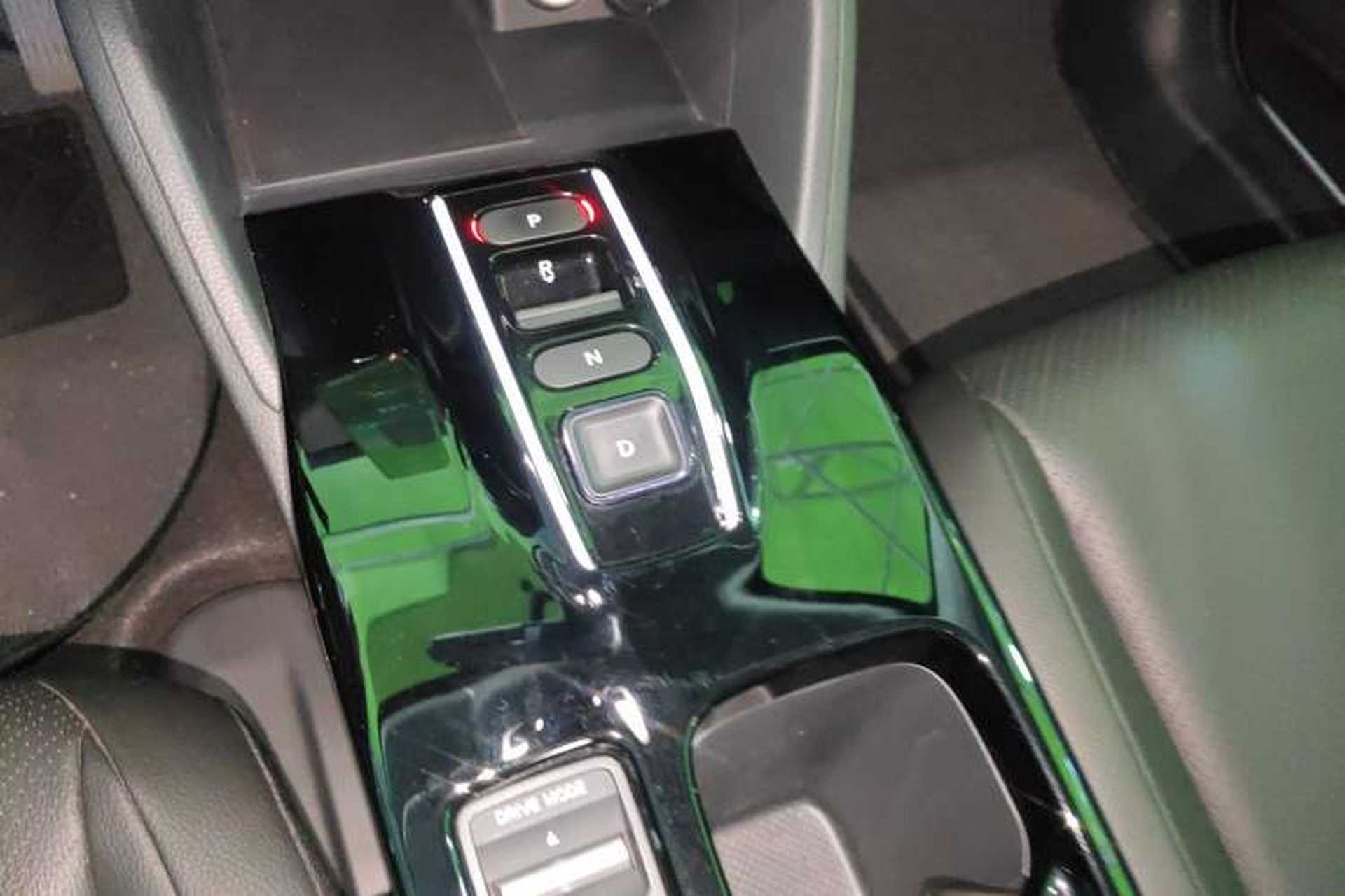 Used Honda e:NP1 2023 420 km Vision Edition Gear Lever