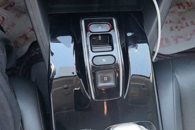 Used Honda e:NP1 2023 420 km Vision Edition Gear Lever
