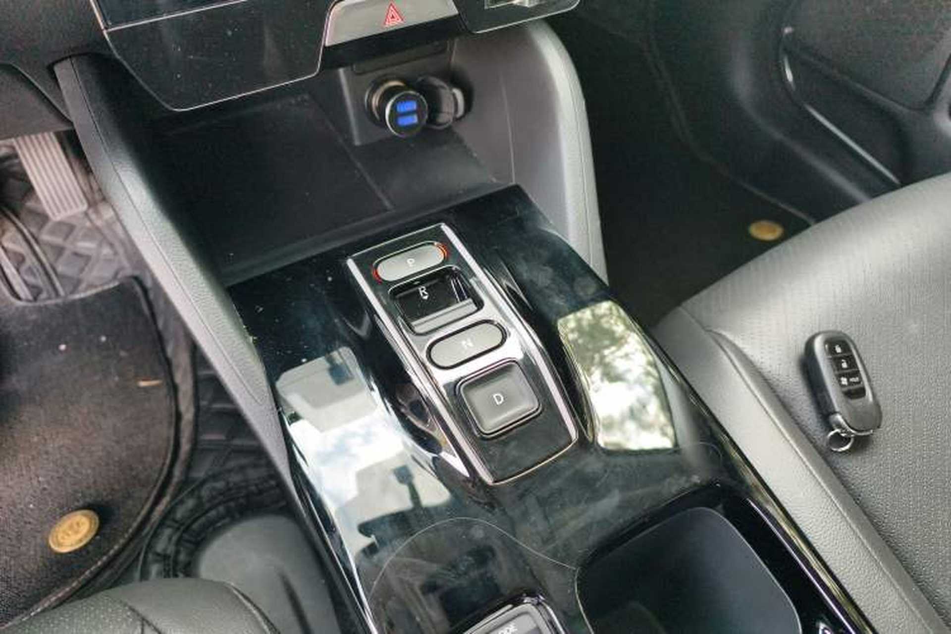 Used Honda e:NP1 2023 420 km Vision Edition Gear Lever