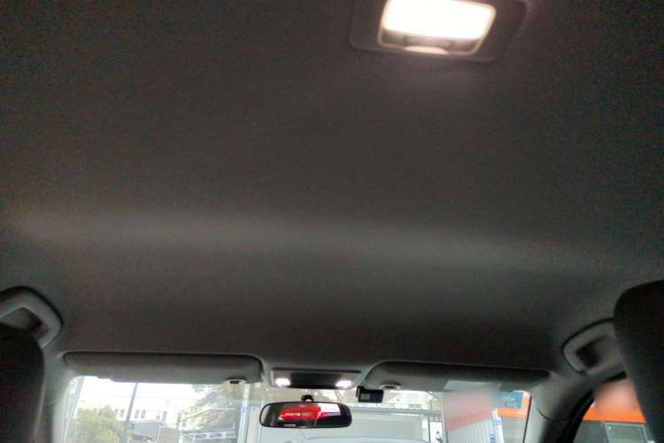 Used Honda e:NP1 2023 420 km Vision Edition Headliner