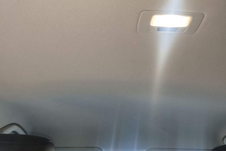 Used Honda e:NP1 2023 420 km Vision Edition Headliner