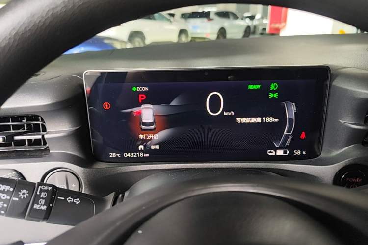 Used Honda e:NP1 2023 420 km Vision Edition Instrument Cluster