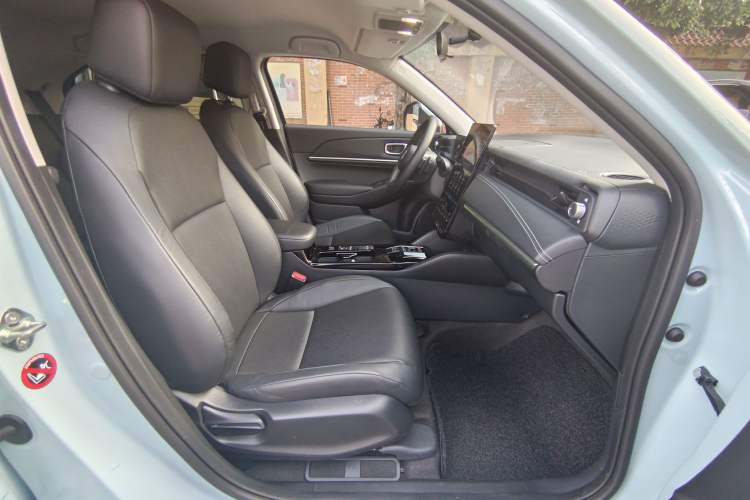 Used Honda e:NP1 2023 420 km Vision Edition Interior 4