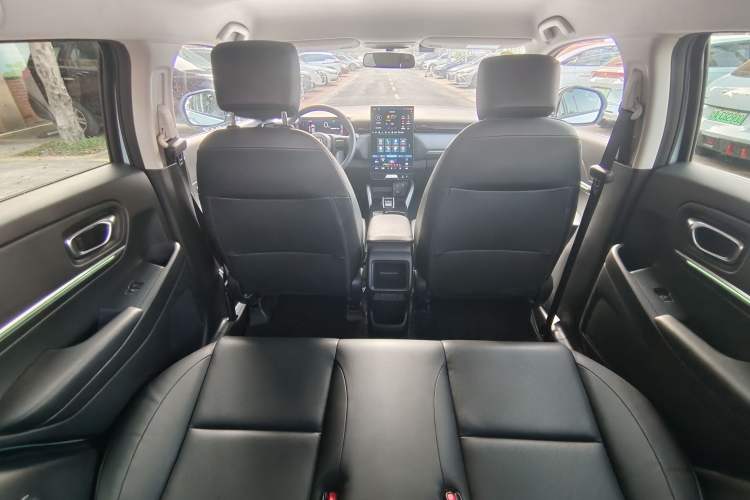 Used Honda e:NP1 2023 420 km Vision Edition Interior 6