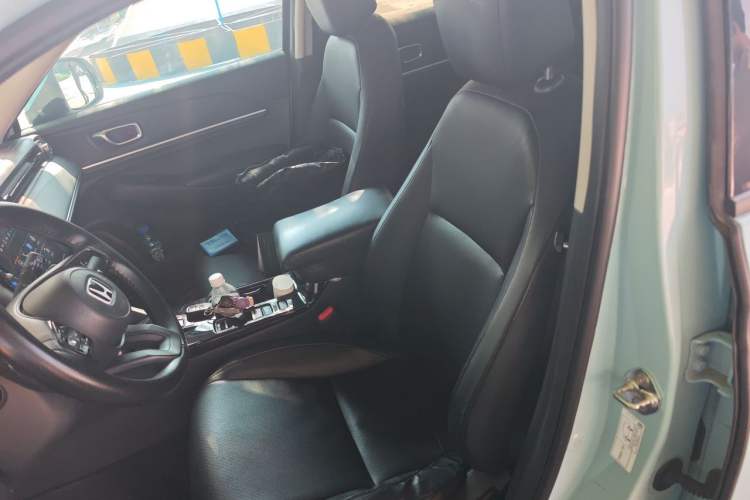 Used Honda e:NP1 2023 420 km Vision Edition Left Front Seat