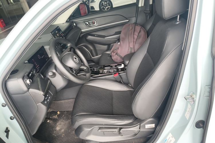 Used Honda e:NP1 2023 420 km Vision Edition Left Front Seat