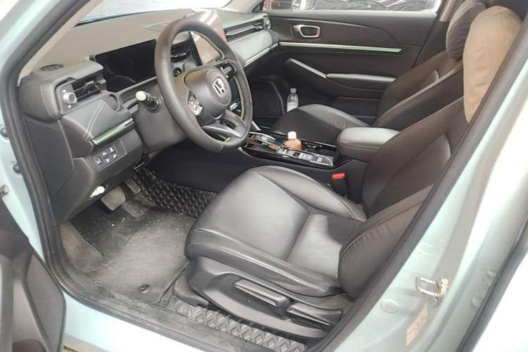 Used Honda e:NP1 2023 420 km Vision Edition Left Front Seat
