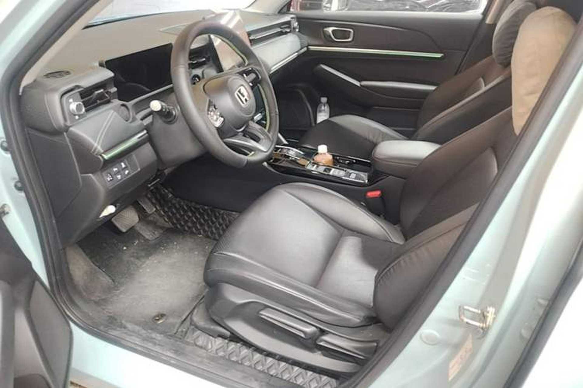 Used Honda e:NP1 2023 420 km Vision Edition Left Front Seat