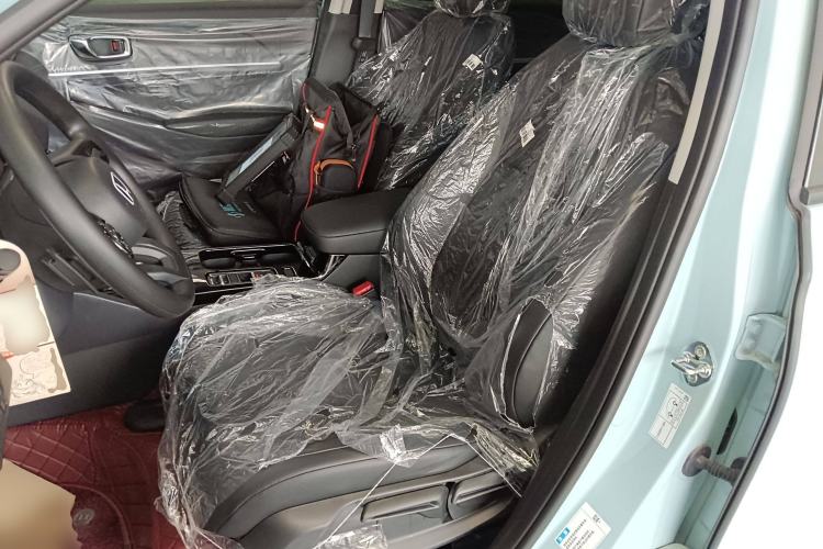 Used Honda e:NP1 2023 420 km Vision Edition Left Front Seat