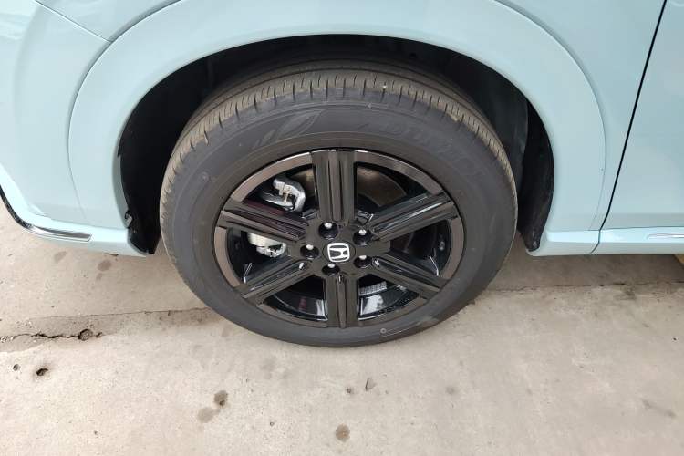 Used Honda e:NP1 2023 420 km Vision Edition Left Front Wheel Hub