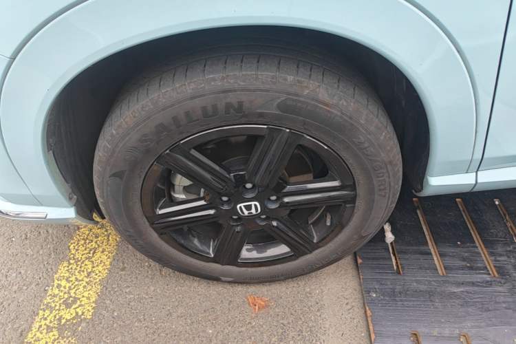 Used Honda e:NP1 2023 420 km Vision Edition Left Front Wheel Hub