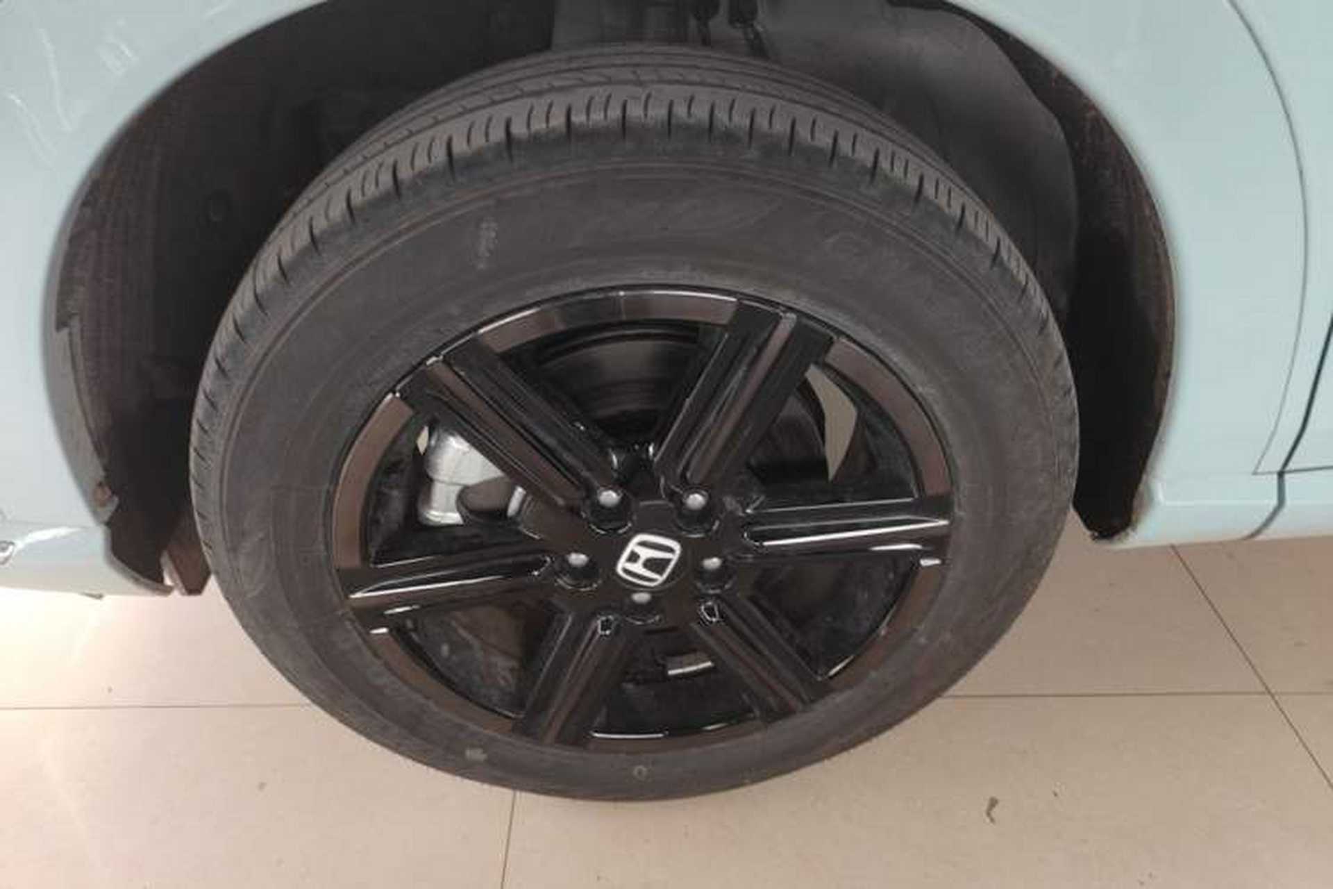 Used Honda e:NP1 2023 420 km Vision Edition Left Front Wheel Hub
