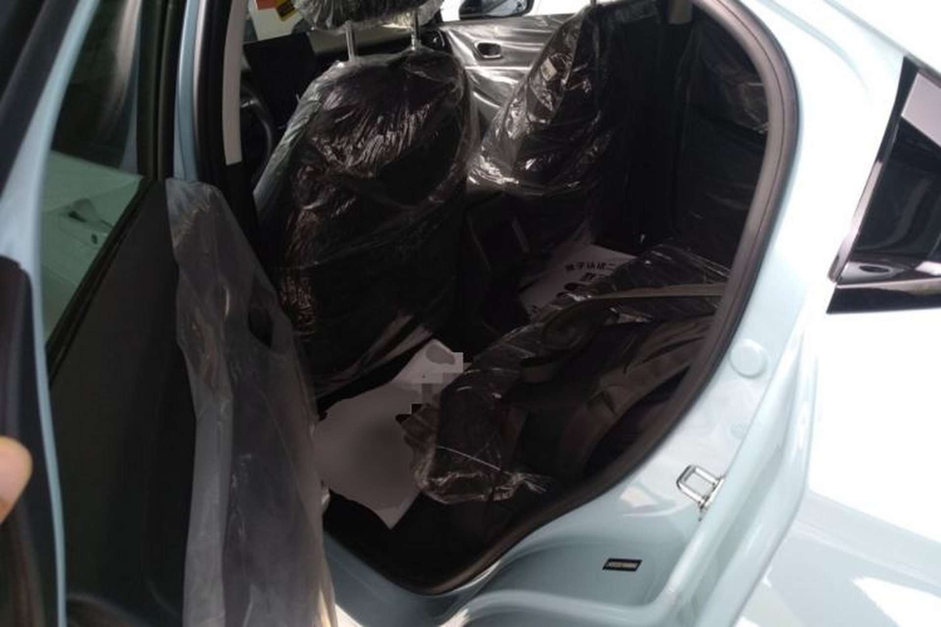 Used Honda e:NP1 2023 420 km Vision Edition Left Rear Seat
