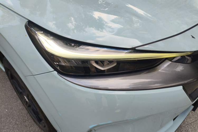 Used Honda e:NP1 2023 420 km Vision Edition Right Front Headlight