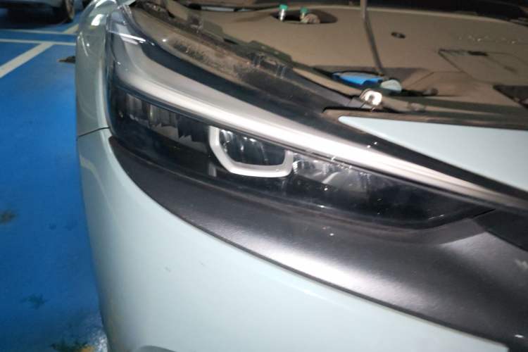 Used Honda e:NP1 2023 420 km Vision Edition Right Front Headlight
