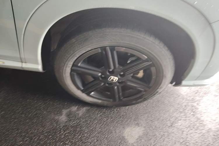Used Honda e:NP1 2023 420 km Vision Edition Right Front Wheel Hub