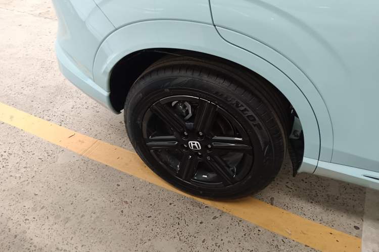 Used Honda e:NP1 2023 420 km Vision Edition Right Rear Wheel Hub
