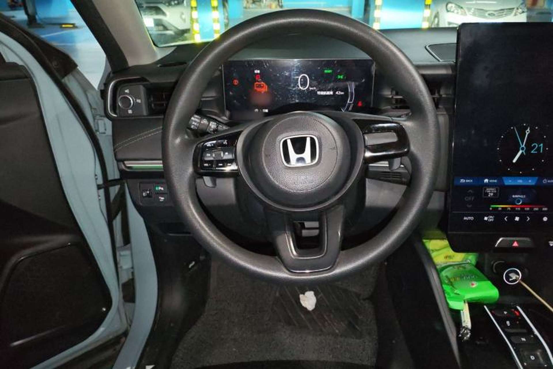 Used Honda e:NP1 2023 420 km Vision Edition Steering Wheel