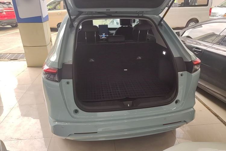 Used Honda e:NP1 2023 420 km Vision Edition Trunk