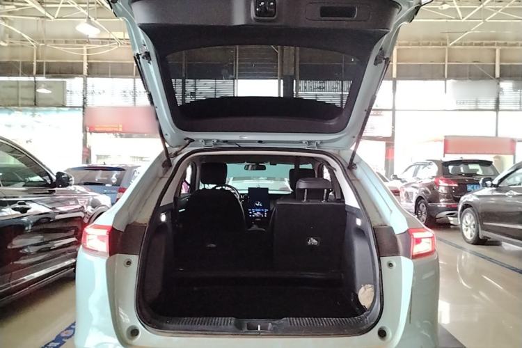 Used Honda e:NP1 2023 420 km Vision Edition Trunk