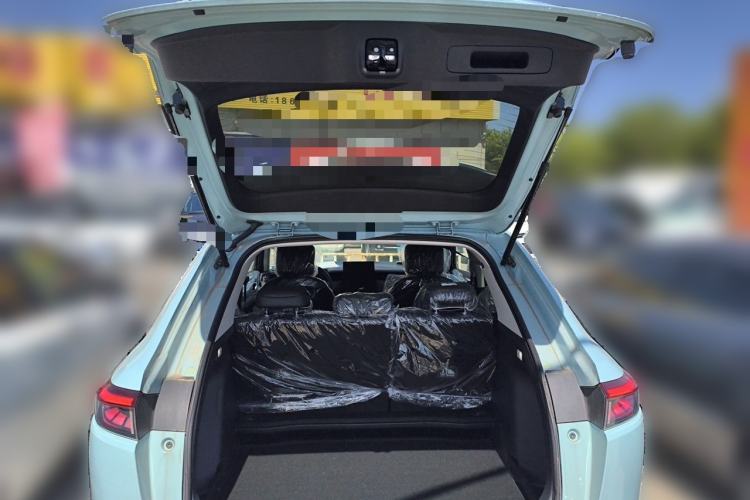 Used Honda e:NP1 2023 420 km Vision Edition Trunk