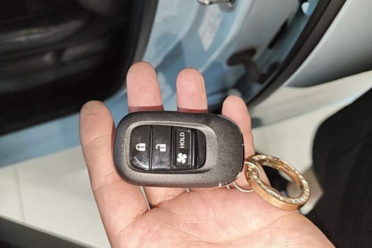 Used Honda e:NP1 2023 420 km Vision Edition Vehicle Key