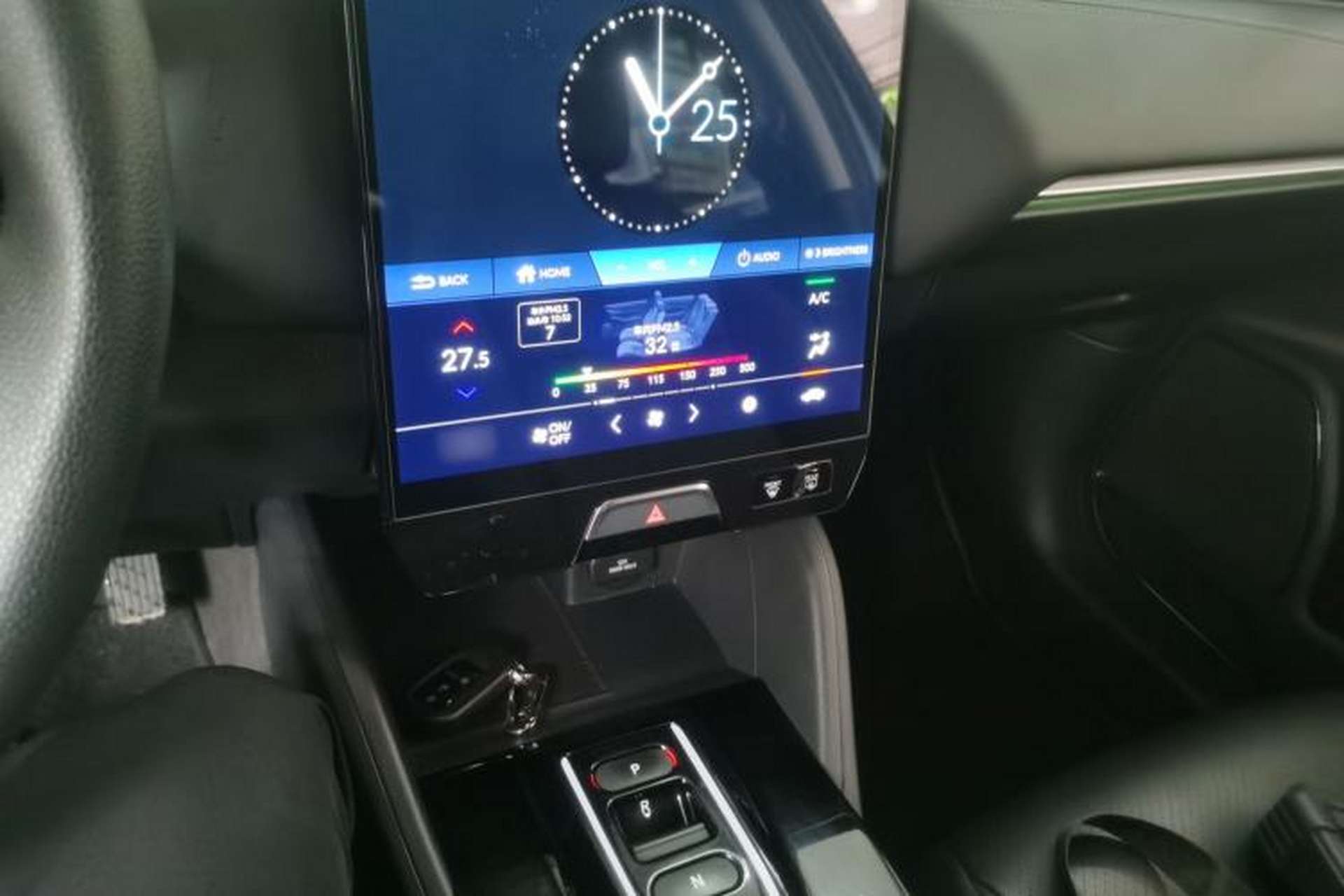 Used Honda e:NP1 2023 420 km Vision Edition Interior 2