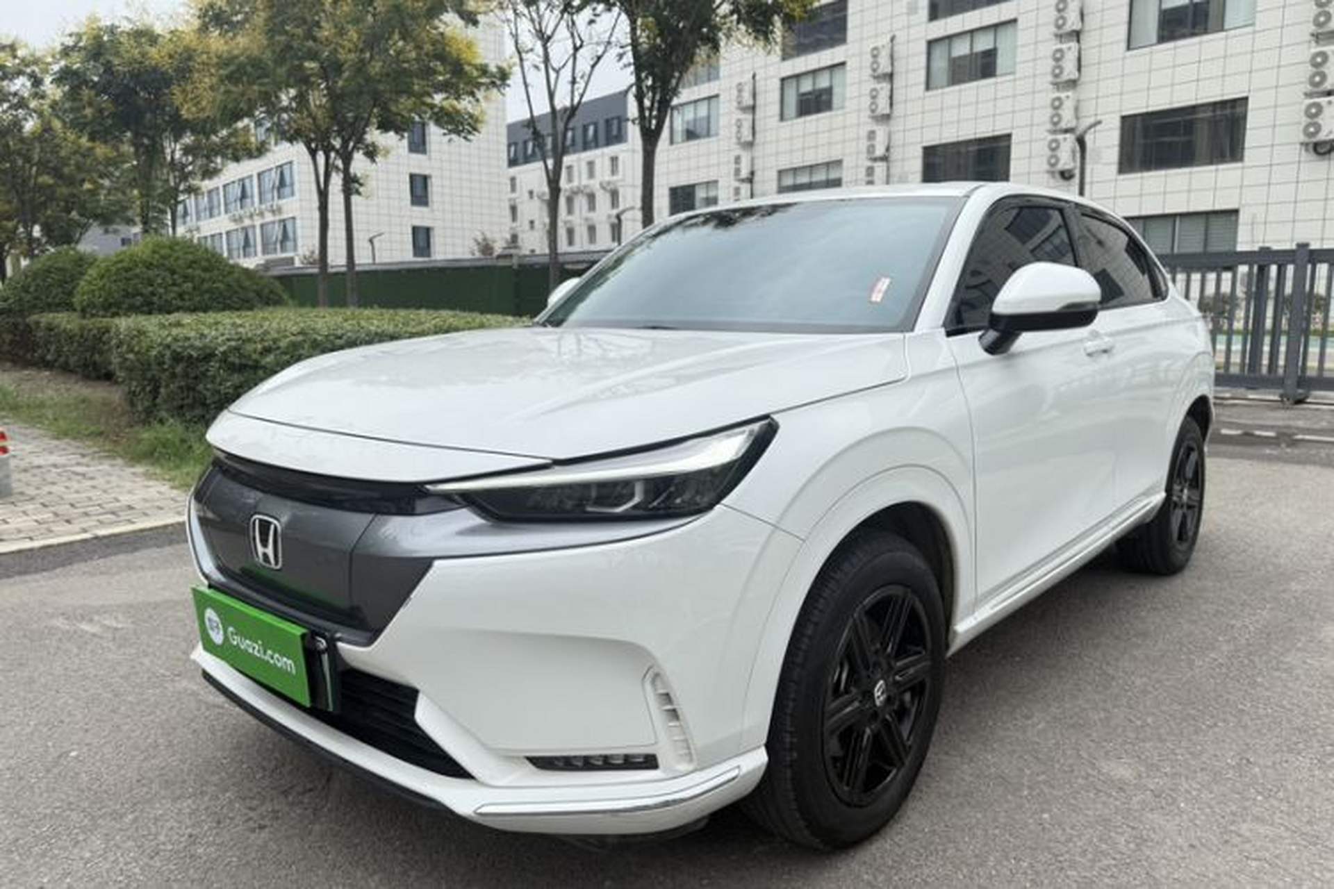 Used Honda e:NP1 2023 420 km Vision Edition Front Left 45 Deg