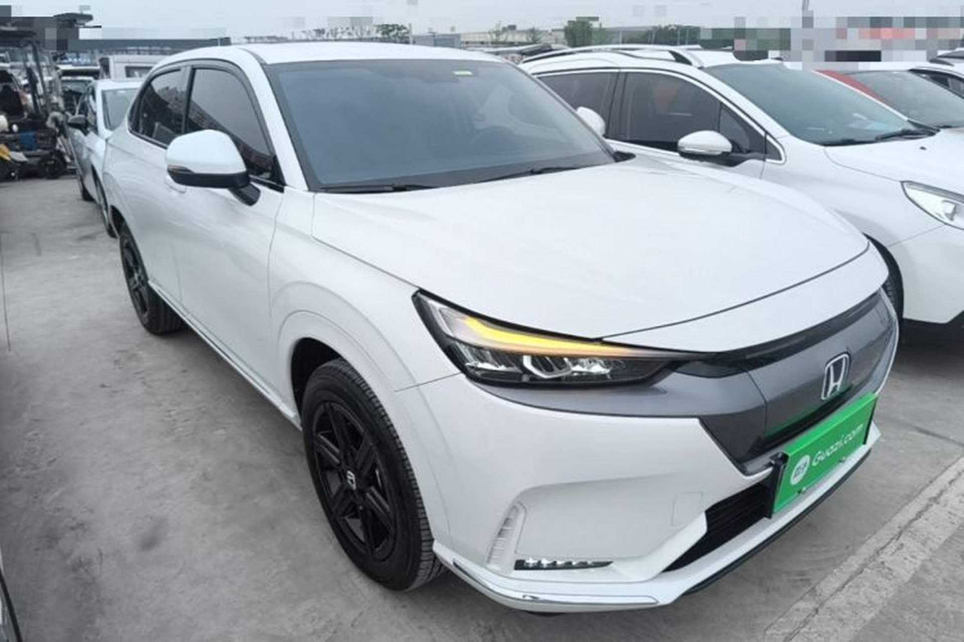 Used Honda e:NP1 2023 420 km Vision Edition Front Right 45 Deg