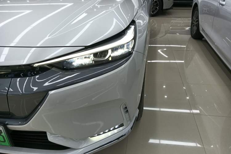 Used Honda e:NP1 2023 420 km Vision Edition Left Front Headlight