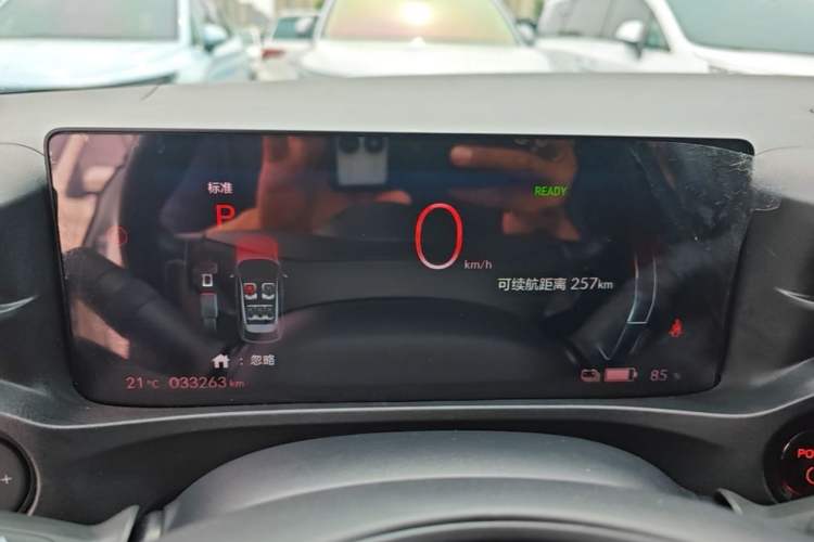 Used Honda e:NP1 2023 420 km Vision Edition Odometer Close Up