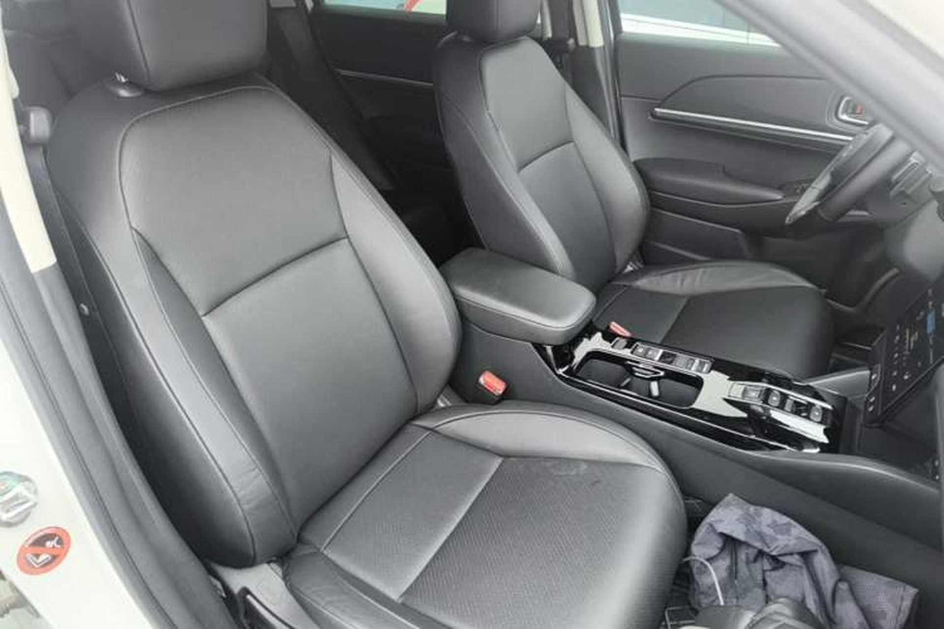 Used Honda e:NP1 2023 420 km Vision Edition Right Front Seat