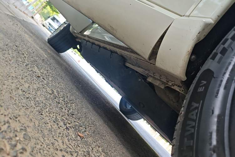 Used Honda e:NP1 2023 510 km Range Lanji Version Right Side Sill