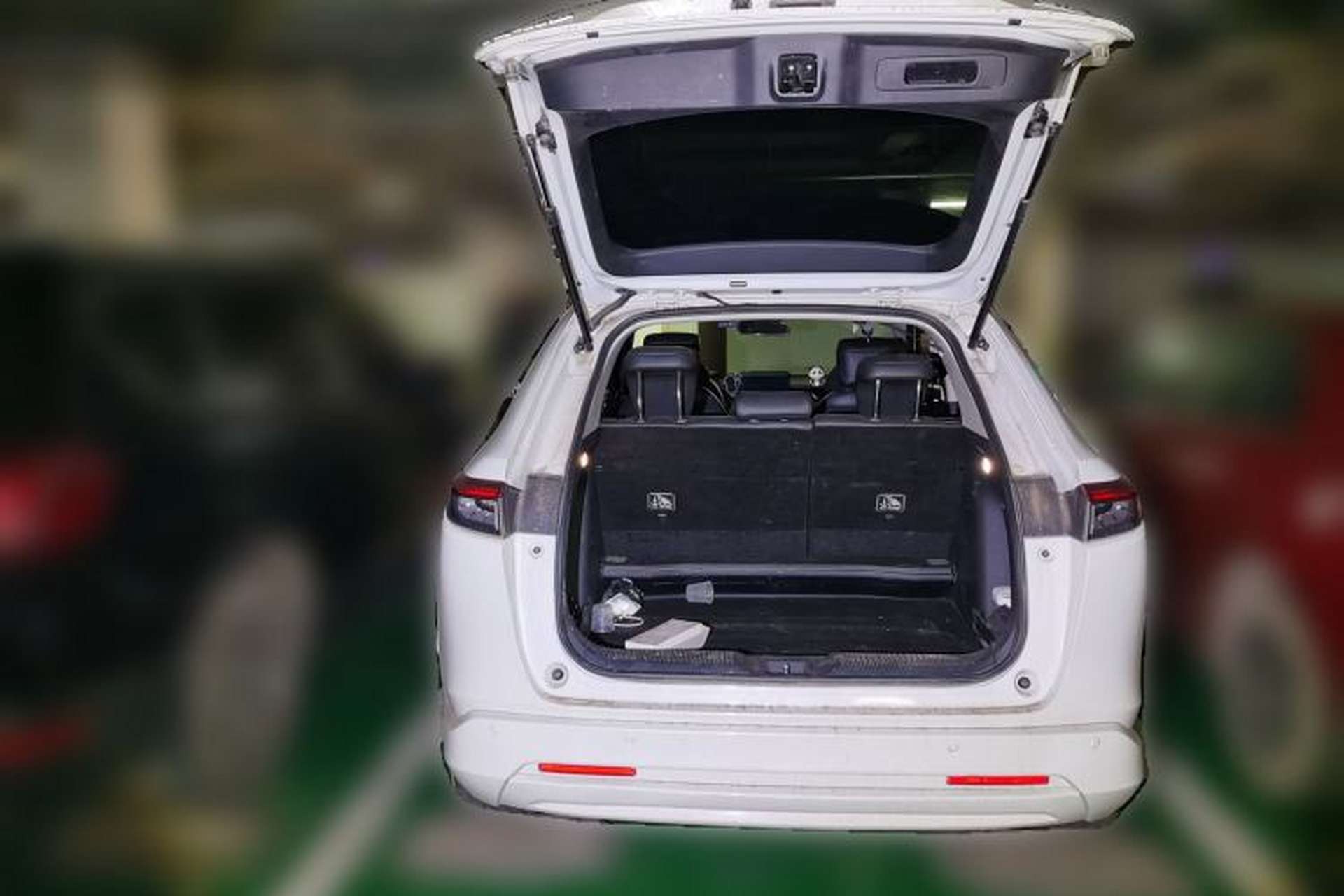 Used Honda e:NP1 2023 420 km Vision Edition Trunk