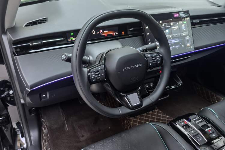 Used Honda e:NP2 2024 Advanced Edition Interior 5